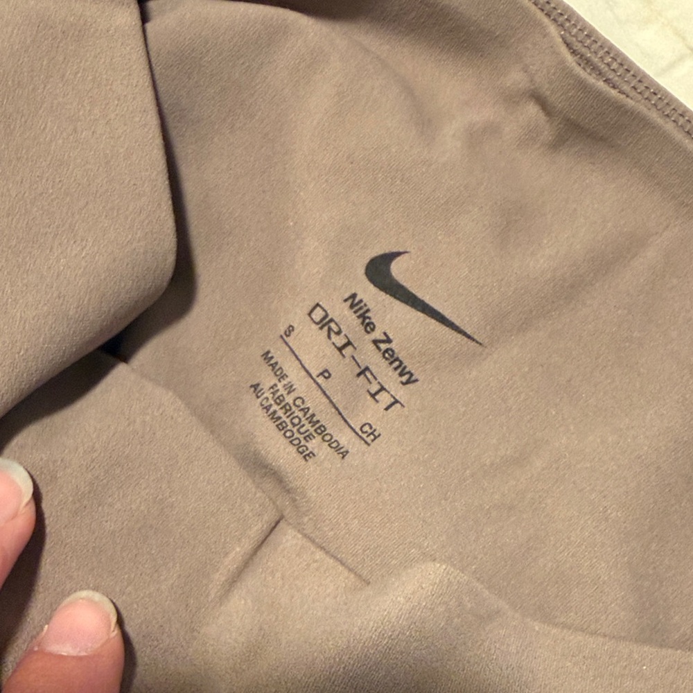 Nike Brown High-Rise Leggings - Picture 2 of 6